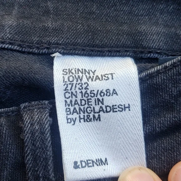 H&M Black Skinny Jeans 27X32 - Picture 7 of 8
